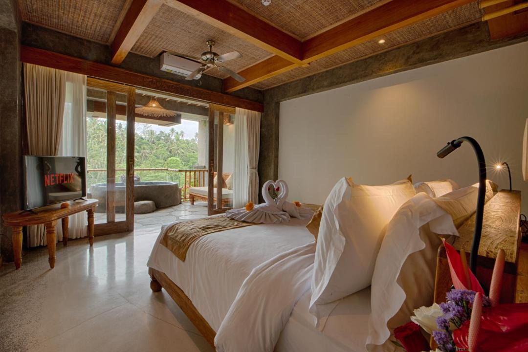 Photo of Bedroom in Sambahan