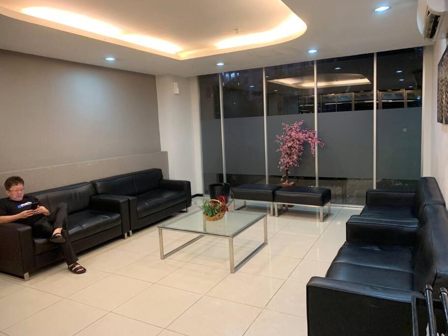 Photo of Livingroom in Pluit