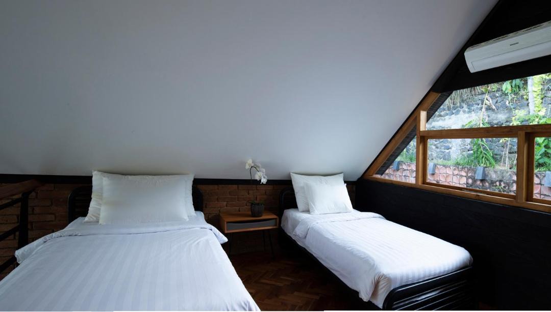Photo of Bedroom in Sambahan