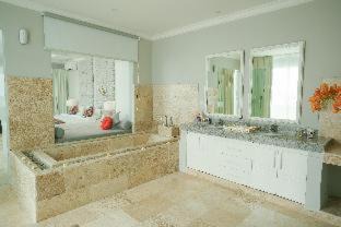 Photo of Bathroom in Kutuh