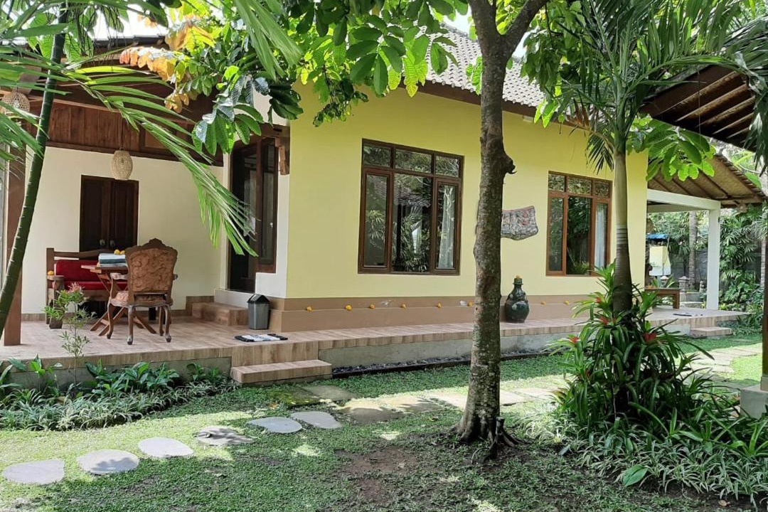 Photo of Buildings in Kedewatan