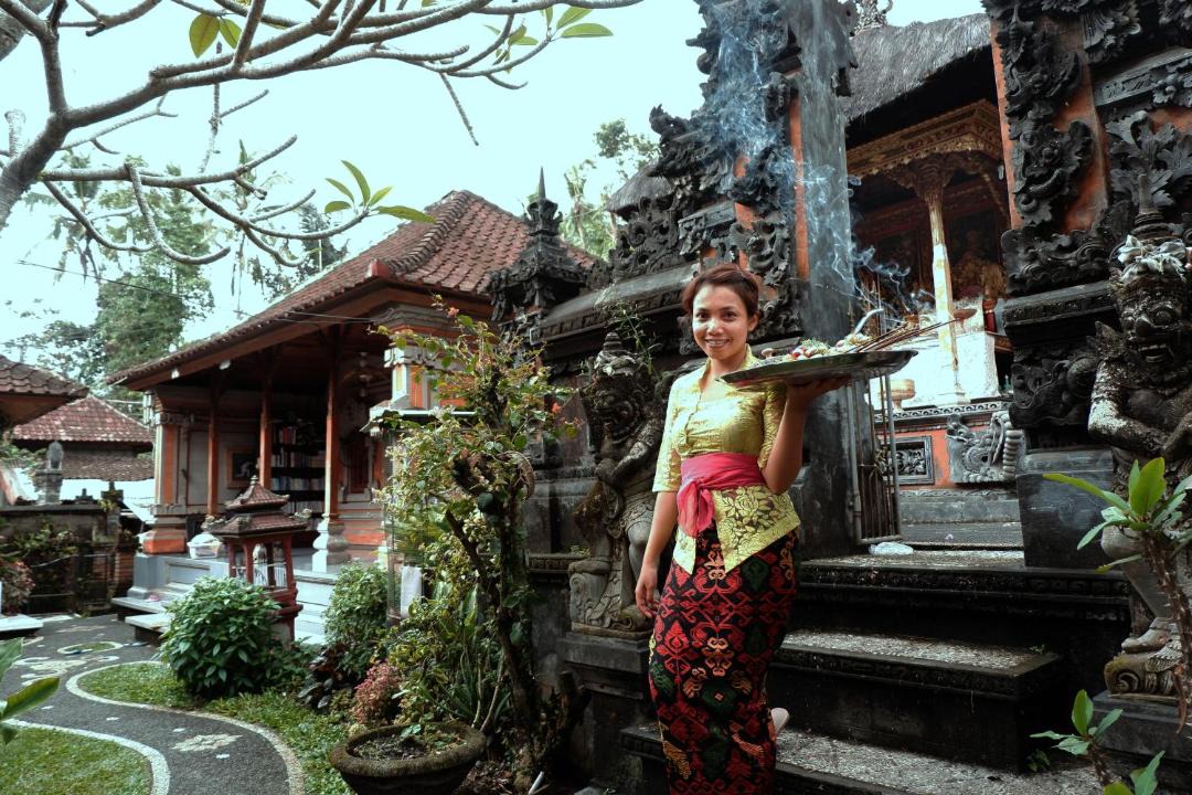Photo of Others in Sambahan