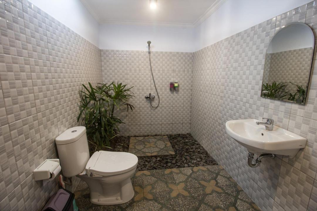 Photo of Bathroom in Lodtunduh
