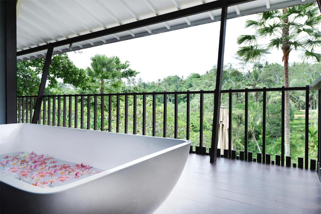 Photo of Patio Balcony in Keliki