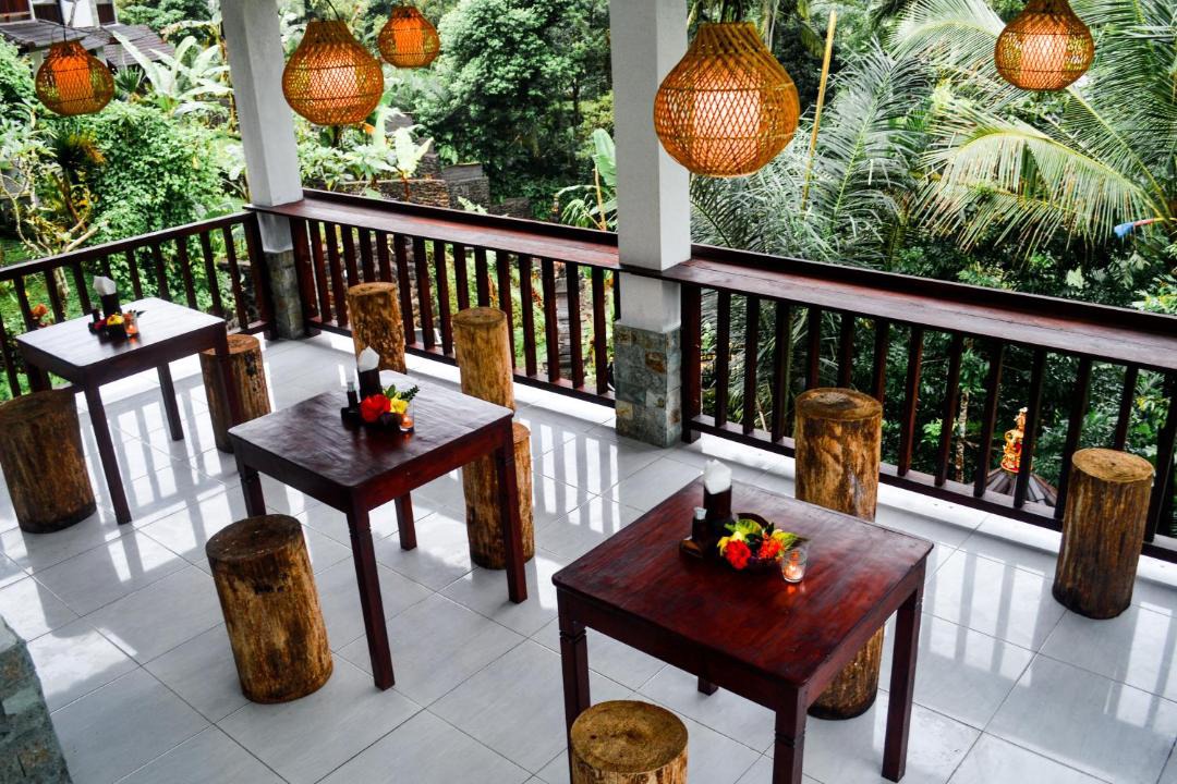 Photo of Patio Balcony in Selat