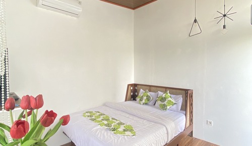 Deluxe Cabin