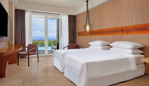 Deluxe Room, 2 Twin Beds, Pool Access