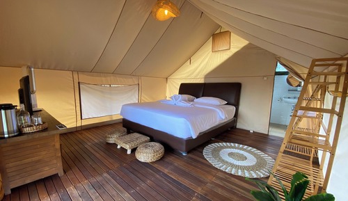 Pet Friendly Glamping