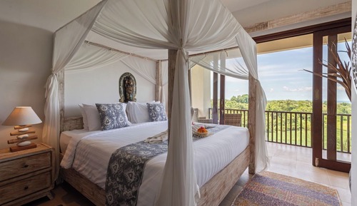 Deluxe Duplex, 1 King Bed, Executive Level