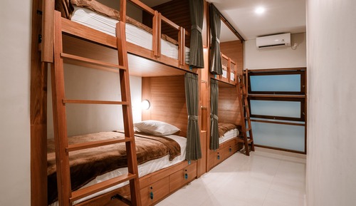 Shared Dormitory, Mixed Dorm