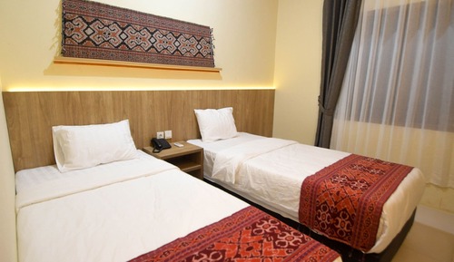 Superior Twin Room