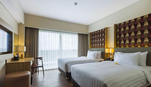 Superior Room, 2 Twin Beds, Smoking, Balcony (Shower Only)