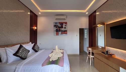 Deluxe Double or Twin Room, Pool View