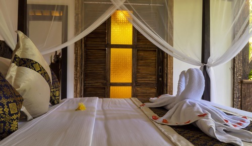 Ethnical One Bedroom Villa with Balcony