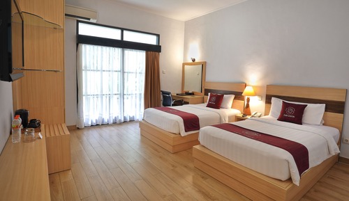 Deluxe Room, Garden View