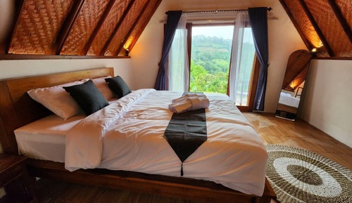Deluxe Villa, Balcony, Courtyard View