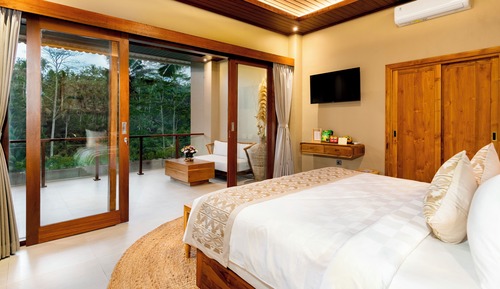 Panoramic Suite, 1 King Bed, Valley View