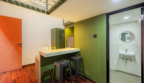 Premium Studio