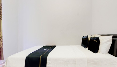 Basic Double Room