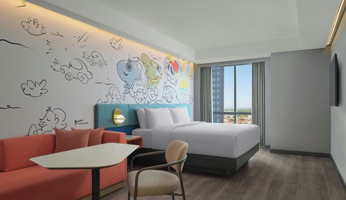 Suite, 1 King Bed (Urban Suite)