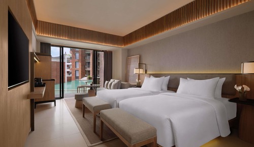 Superior room, balcony and pool view - 2 single beds