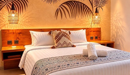 Deluxe Double Room, Pool View