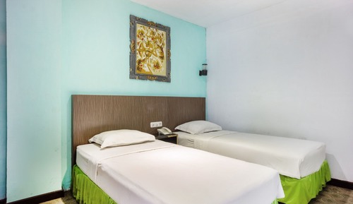 Standard Twin Room