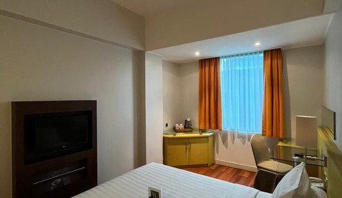 Standard Double Room, City View