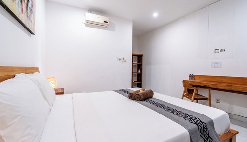 Superior Double or Twin Room, Pool View