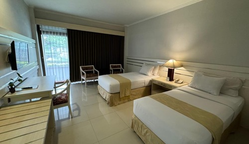 Deluxe Double or Twin Room, Balcony, Mountain View