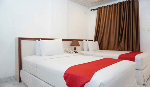 Superior Twin Room, Lake View