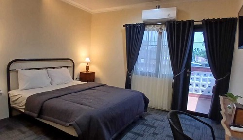 Sakura Room