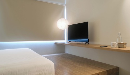 Standard Room, 1 King Bed
