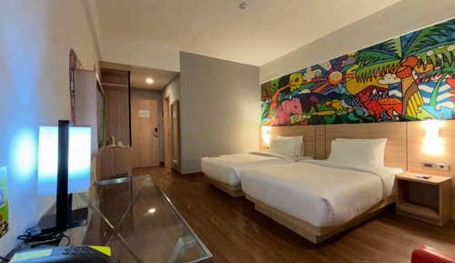 Standard Twin Room