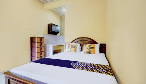 Basic Double Room