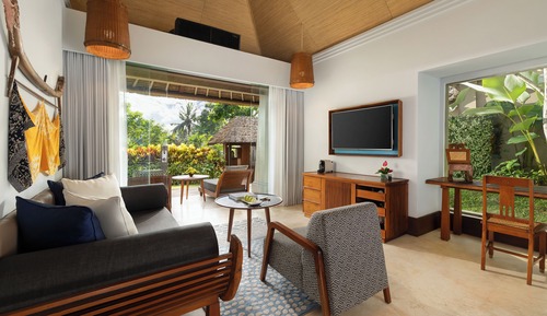 Heavenly Hot Tub Villa Twin Bed with Butler Service