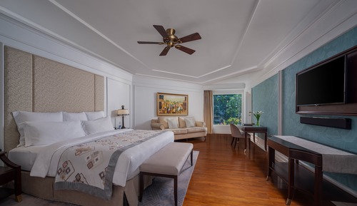 Club Suite, 1 King Bed, Club Lounge Access (Uluwatu)
