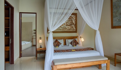 Royal Four Bedroom Pool Villa With Rice Field View