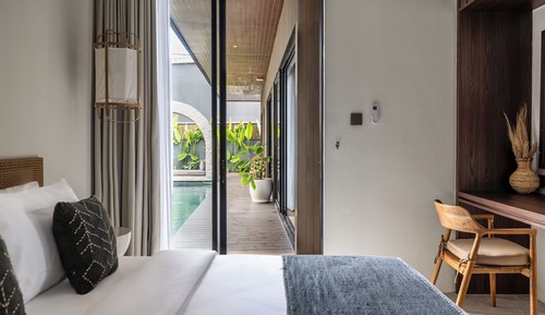 Villa, 2 Bedrooms, Balcony, Pool View