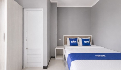 Deluxe Suite, Balcony