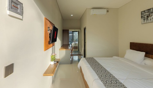 Comfort Studio, Garden View