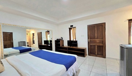 Superior Room with Shower