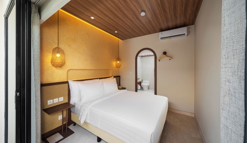 2 Bedrooms Villa
