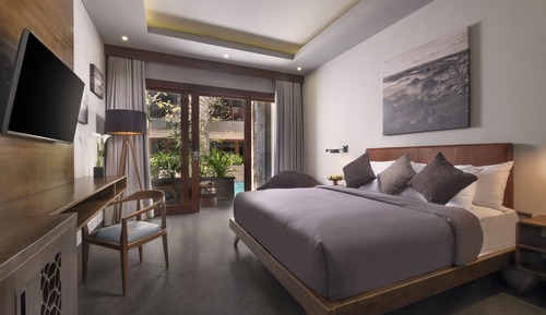 Deluxe Room, 1 Double Bed, Pool Access