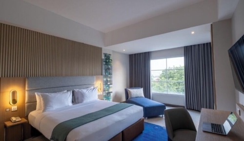 Premier Room