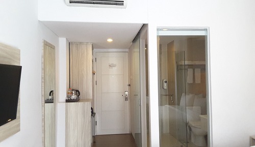 Deluxe Room, Pool Access