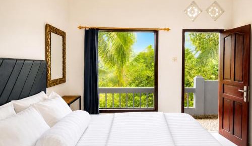 Deluxe Balcony Room with Private Gazebo