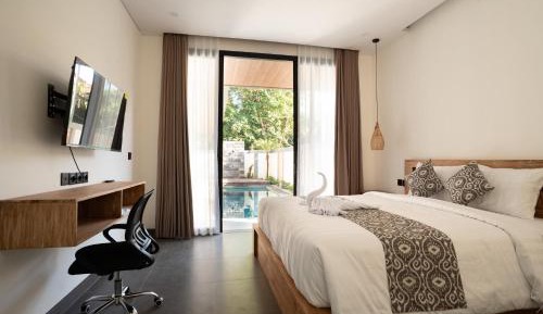 Double Room with Private Bathroom