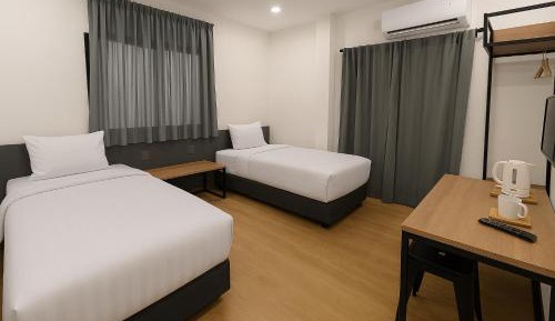 Deluxe Twin Room
