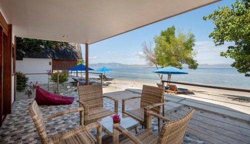 Grand Seaview Suite with Beach Access